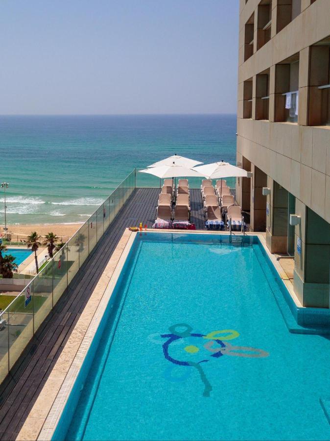 Amazing Suite On The Sea-סוויטה מדהימה על הים バト・ヤム エクステリア 写真